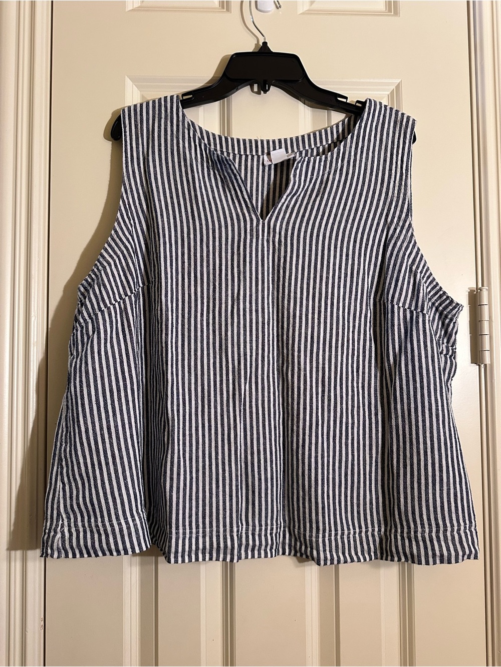 Liz Claiborne Striped Linen Tank Top
